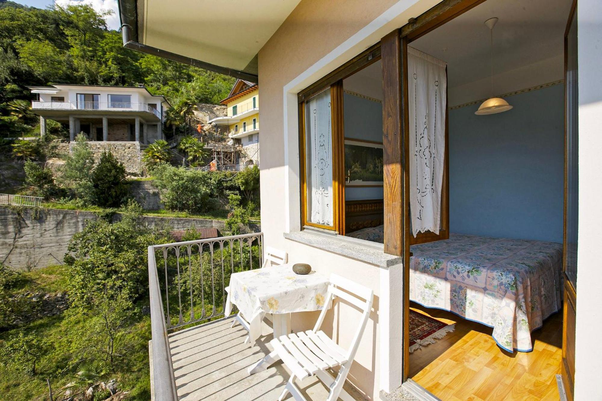 Casa Bougainville Cannobio Bagian luar foto